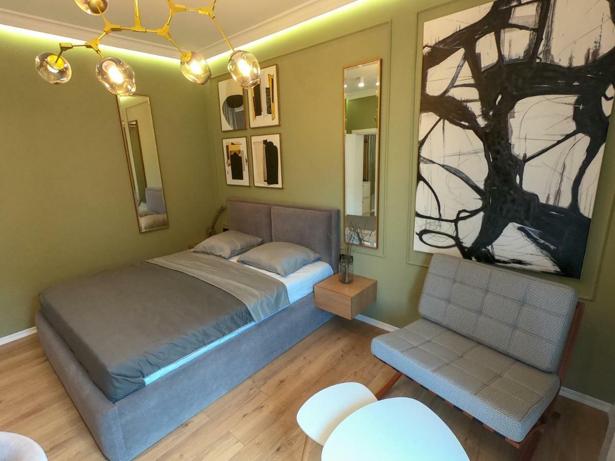 Roza'S Studio Tirana Center Екстериор снимка